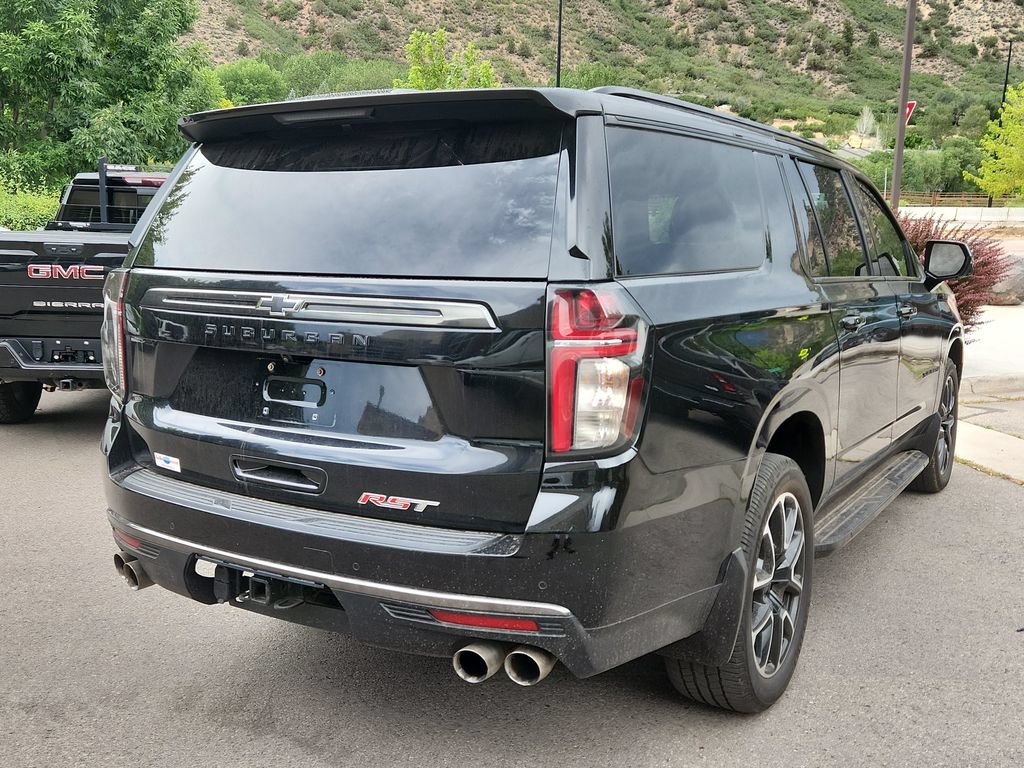 Used 2022 Chevrolet Suburban RST w/ Sport Performance Package AWD/4WD image 3