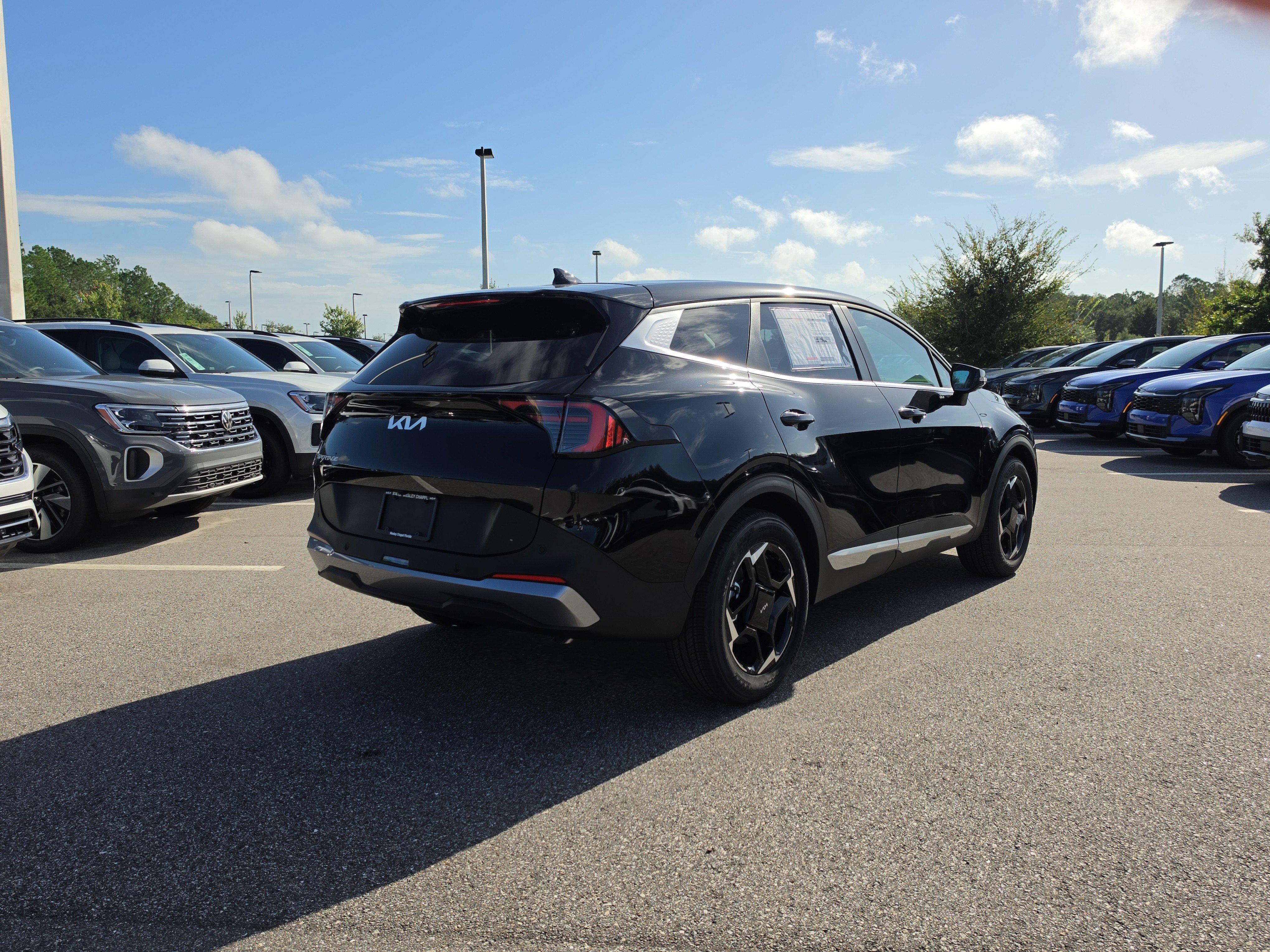 New 2027 Kia Sportage EX FWD image 8