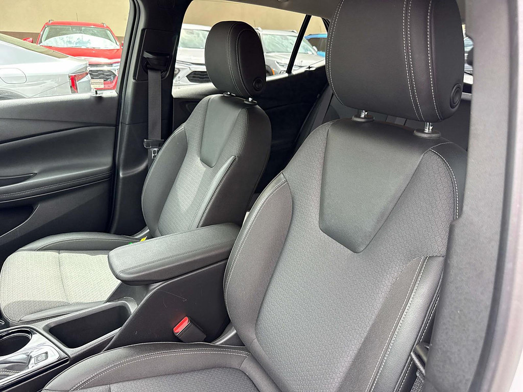 Used 2025 Buick Encore GX Preferred FWD image 24
