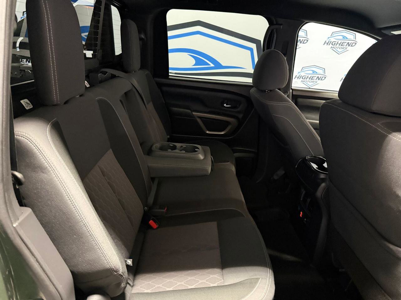 Used 2024 Nissan Titan SV w/ SV Bronze Edition Package image 30