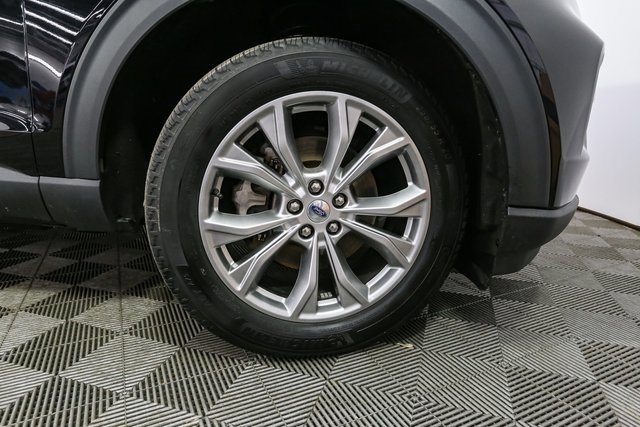 Used 2023 Ford Explorer XLT w/ Equipment Group 202A image 15