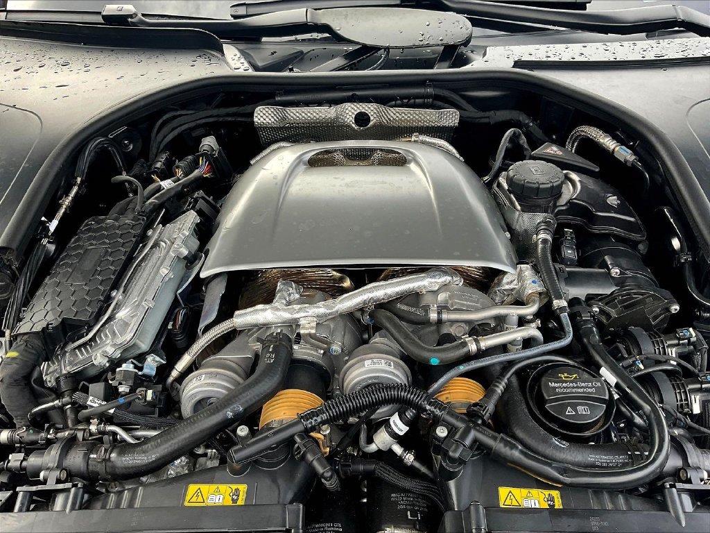 Used 2025 Mercedes-Benz S 63 AMG S w/ Rear Seat Package image 31