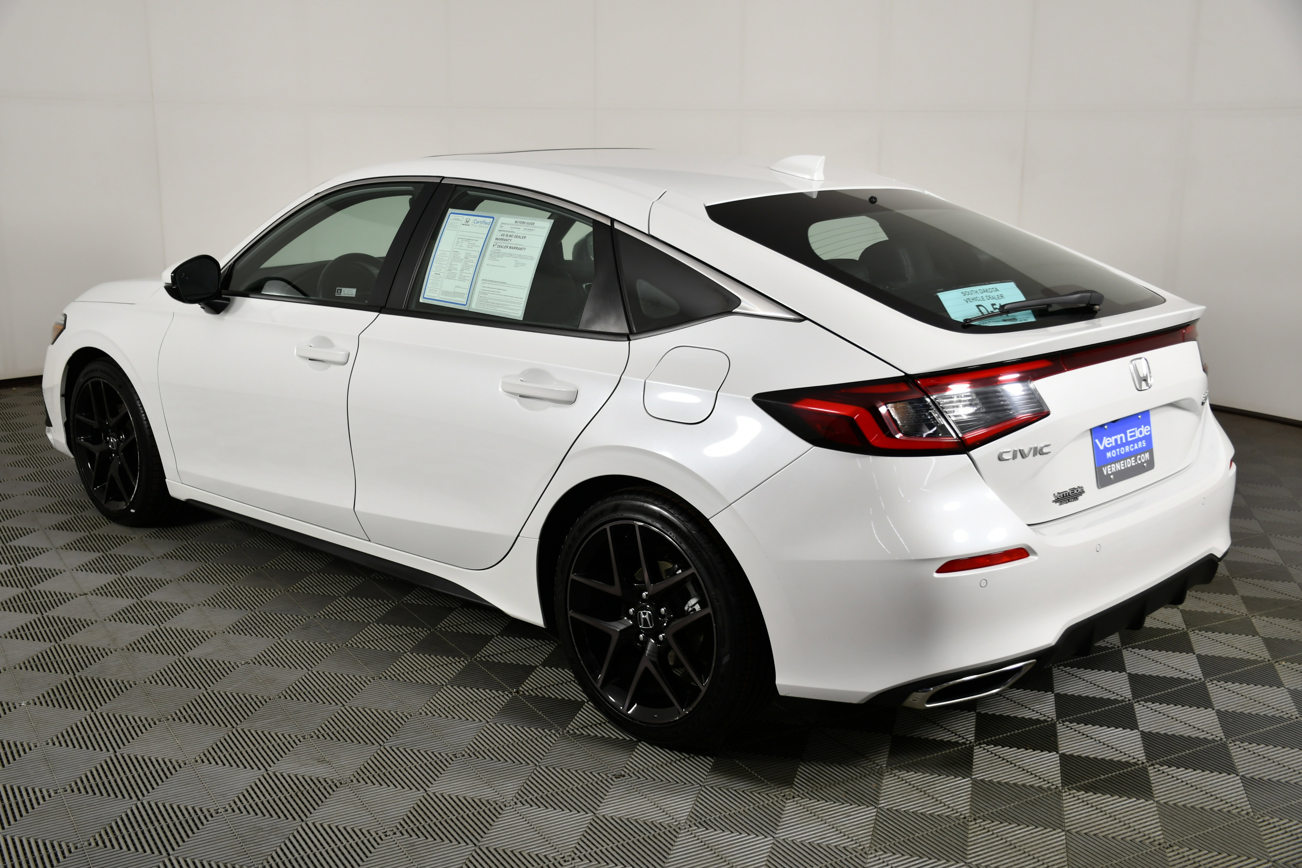 Certified 2024 Honda Civic Sport Touring image 8