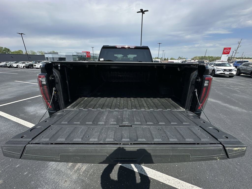 Used 2025 GMC Sierra 2500 AT4 AWD/4WD image 22