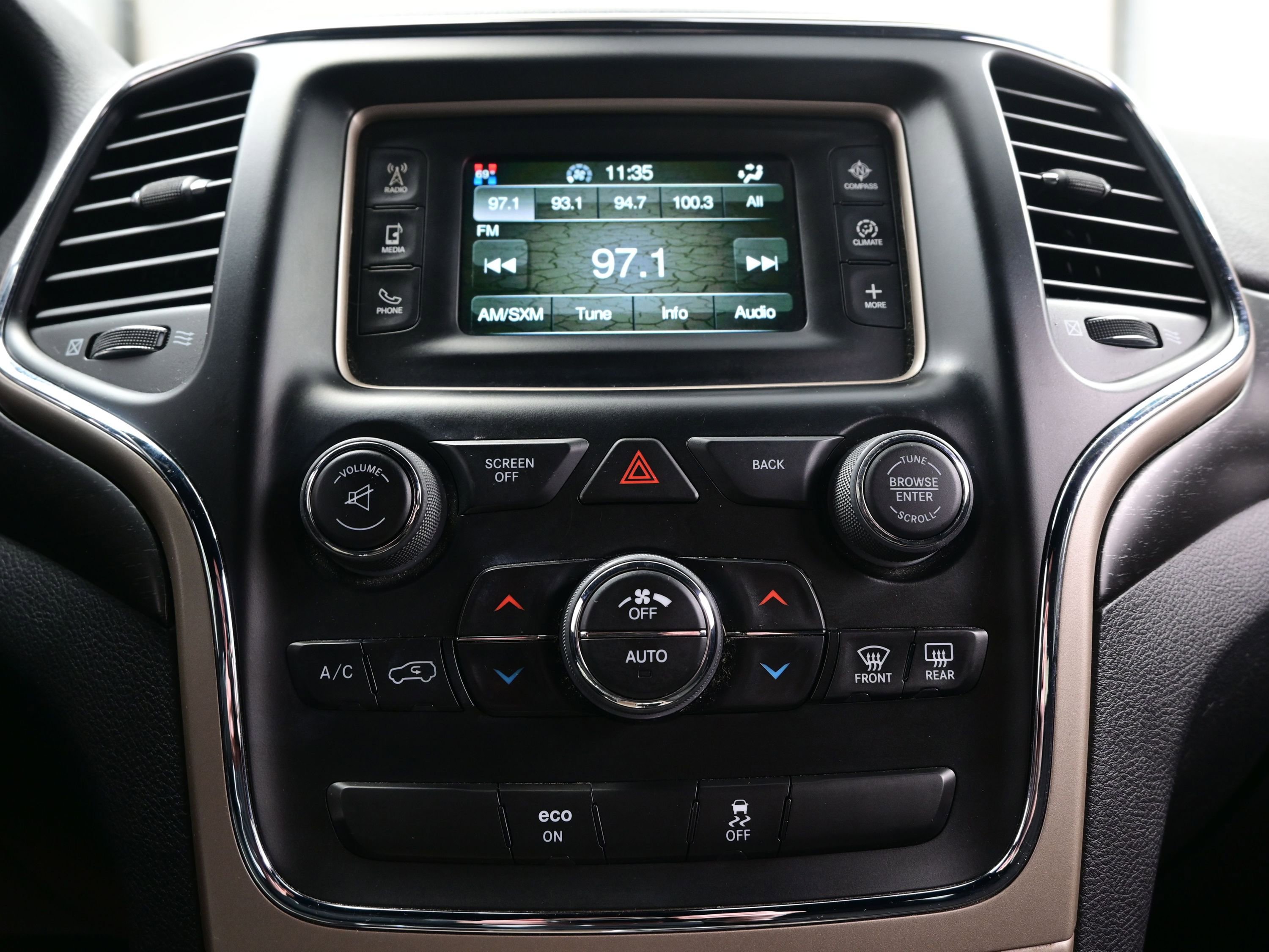 Used 2015 Jeep Grand Cherokee Laredo w/ Quick Order Package 23E image 18