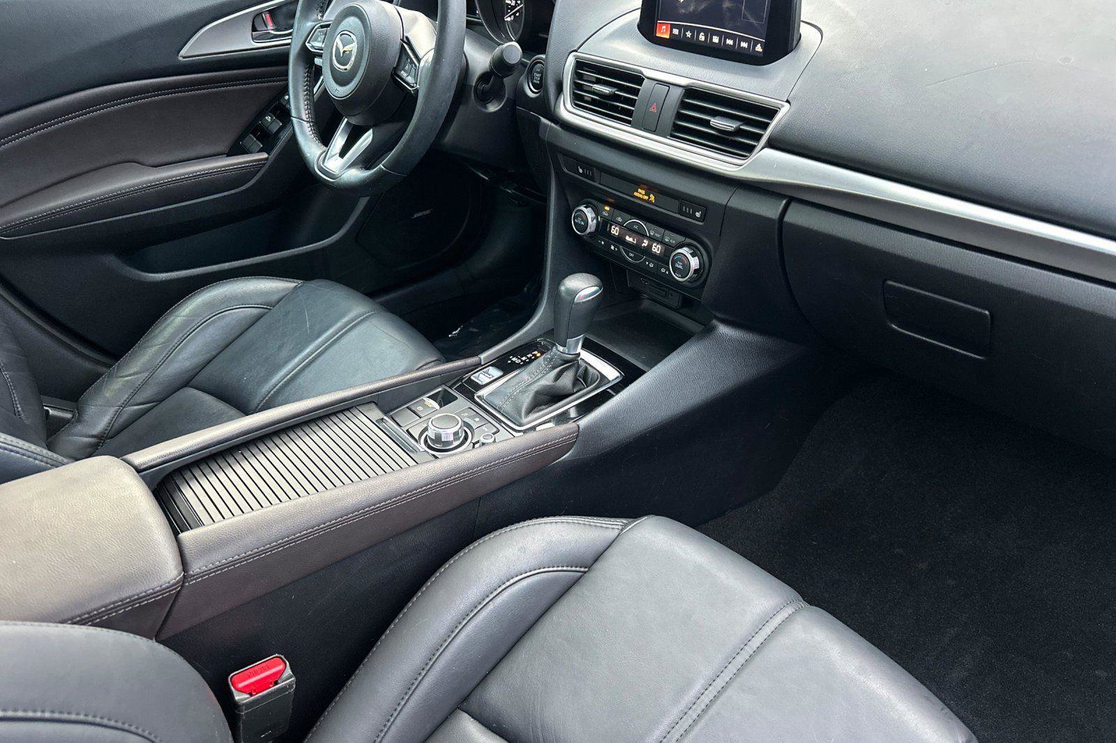 Used 2017 MAZDA MAZDA3 Touring w/ Popular Equipment Package image 15