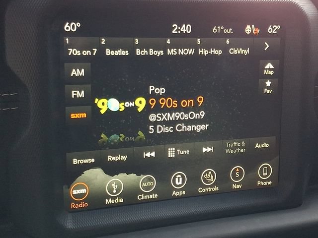 Used 2019 Jeep Wrangler Unlimited Sahara w/ Uconnect 4C Nav & Sound Group AWD/4WD image 17