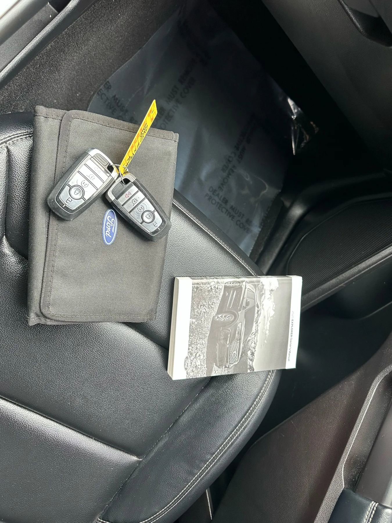 Used 2020 Ford Explorer XLT w/ Equipment Group 202A image 30