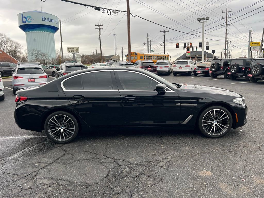 Used 2023 BMW 540i xDrive w/ Convenience Package image 4