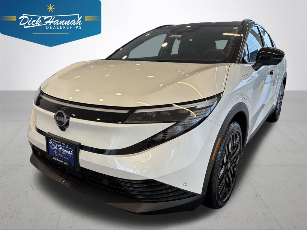 New 2026 Nissan Leaf Platinum+ w/ Cargo Package (Platinum+) FWD image 1