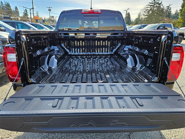 New 2026 GMC Canyon AT4 image 10