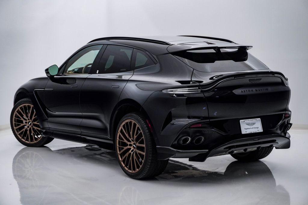 Used 2025 Aston Martin DBX 707 image 10