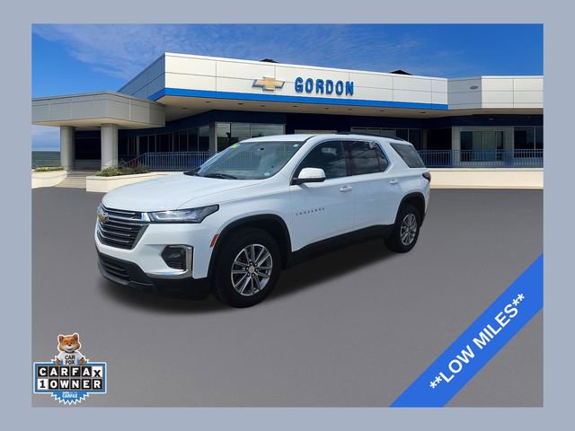 Used 2023 Chevrolet Traverse LT image 1