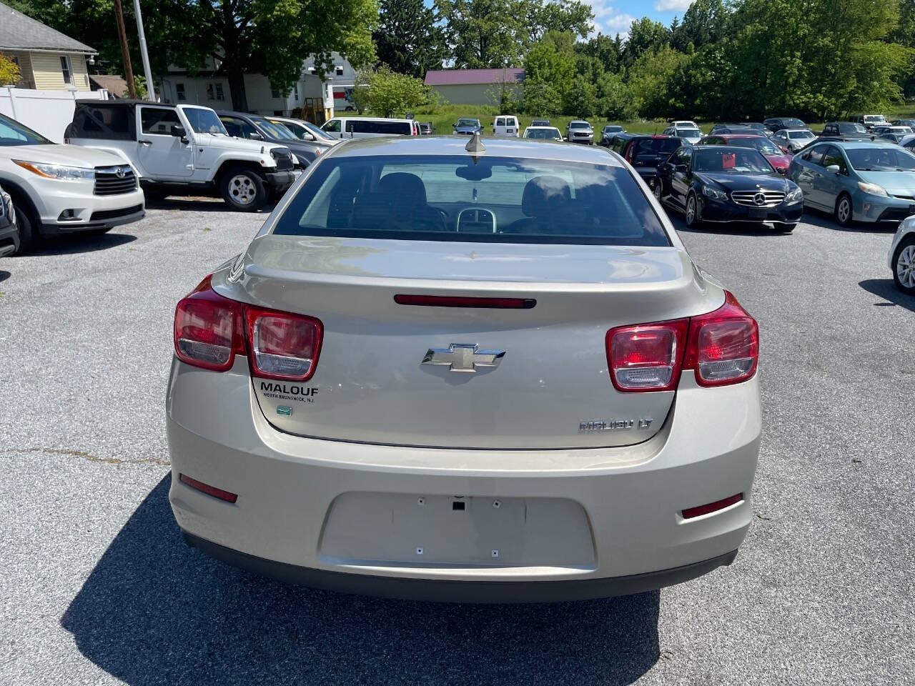 Used 2015 Chevrolet Malibu LT w/ Power Convenience Package FWD image 7