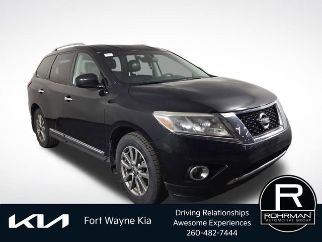 Used 2016 Nissan Pathfinder SL w/ Trailer Tow Package AWD/4WD image 5