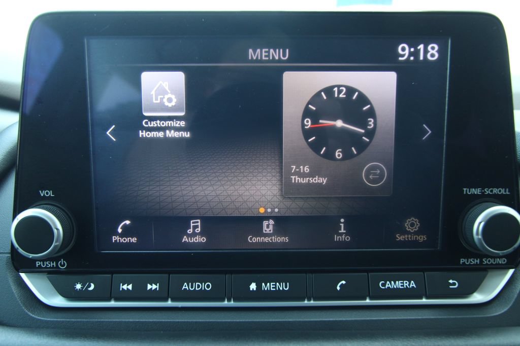 Used 2023 Nissan Rogue S AWD/4WD image 30