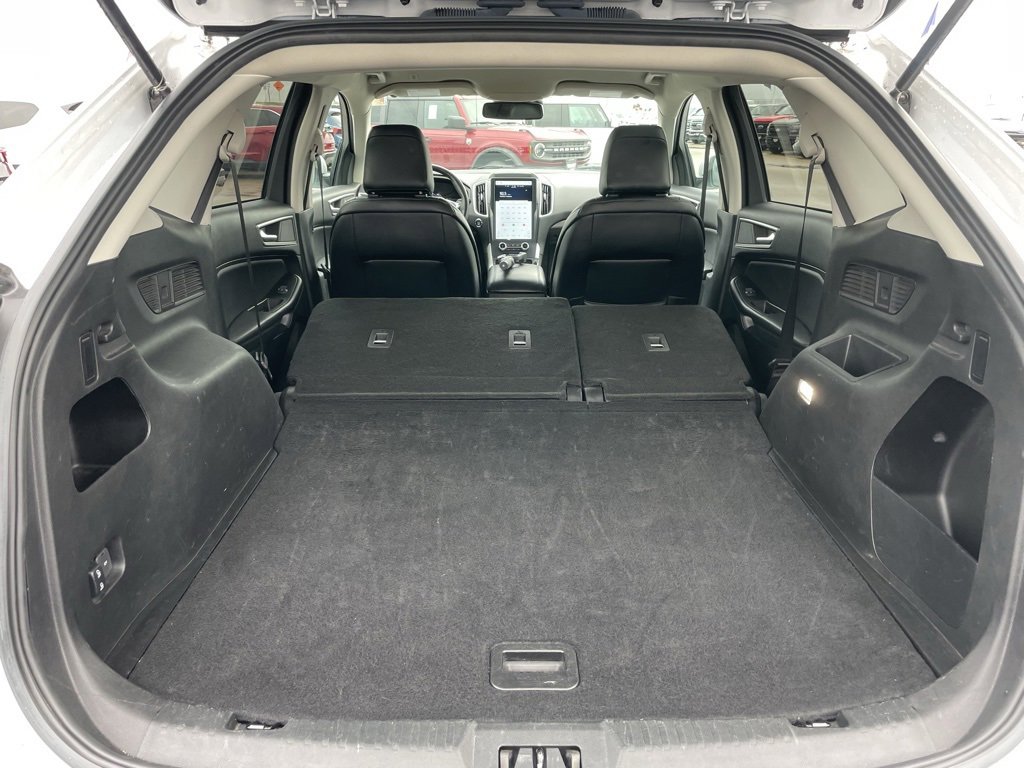 Used 2023 Ford Edge SEL image 32
