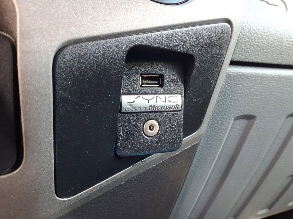 Used 2012 Ford F250 XLT w/ XLT Premium Pkg image 12
