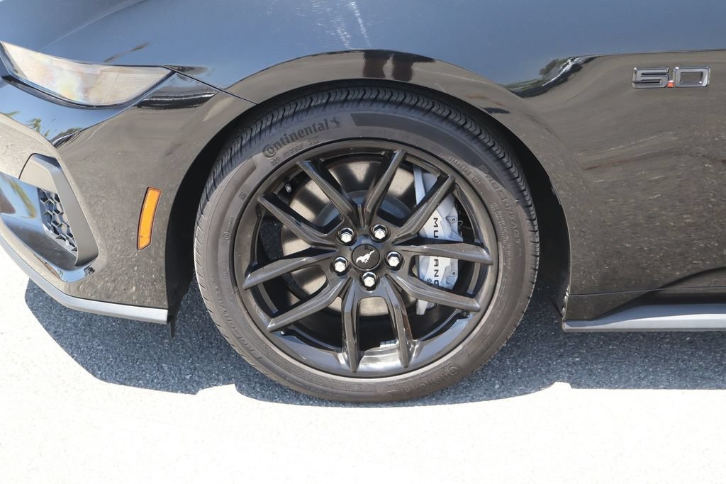 Used 2025 Ford Mustang GT w/ Mustang Nite Pony Package RWD image 14