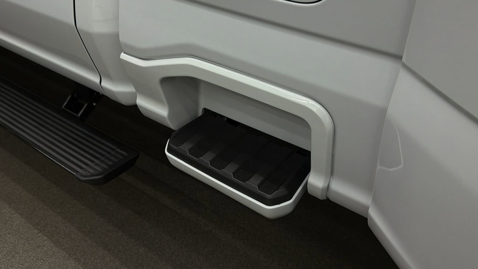 Used 2026 Ford F450 Platinum w/ Platinum Plus Package image 20