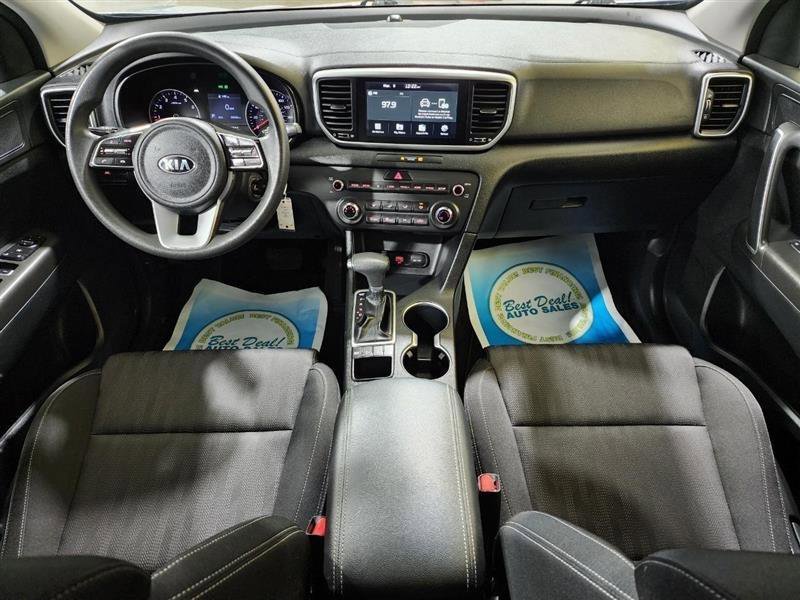 Used 2020 Kia Sportage LX AWD/4WD image 10