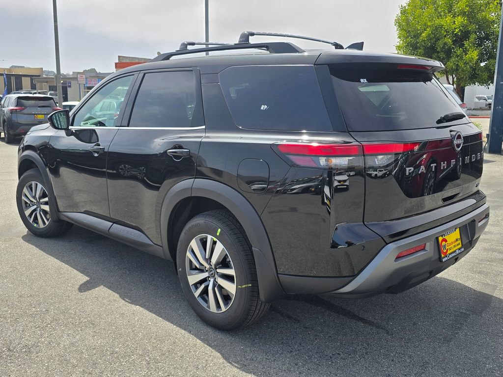 New 2026 Nissan Pathfinder SL FWD image 3