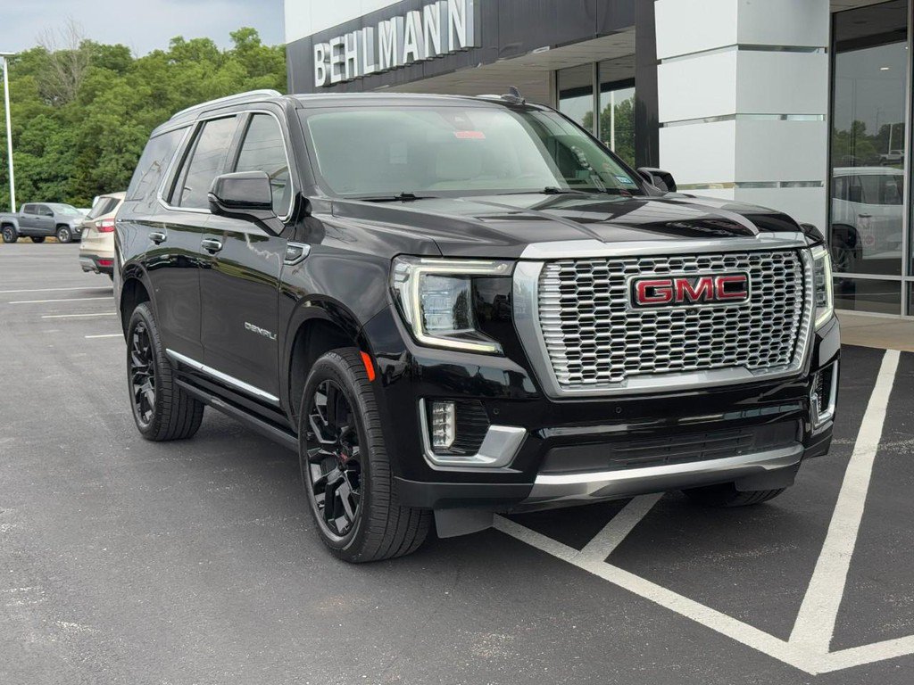 Used 2022 GMC Yukon Denali AWD/4WD image 2