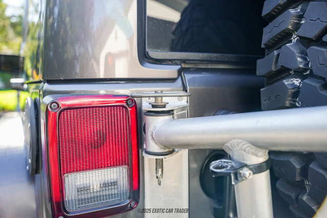 Used 2016 Jeep Wrangler Unlimited Rubicon w/ Connectivity Group image 51