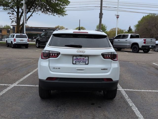 Used 2024 Jeep Compass Latitude AWD/4WD image 4