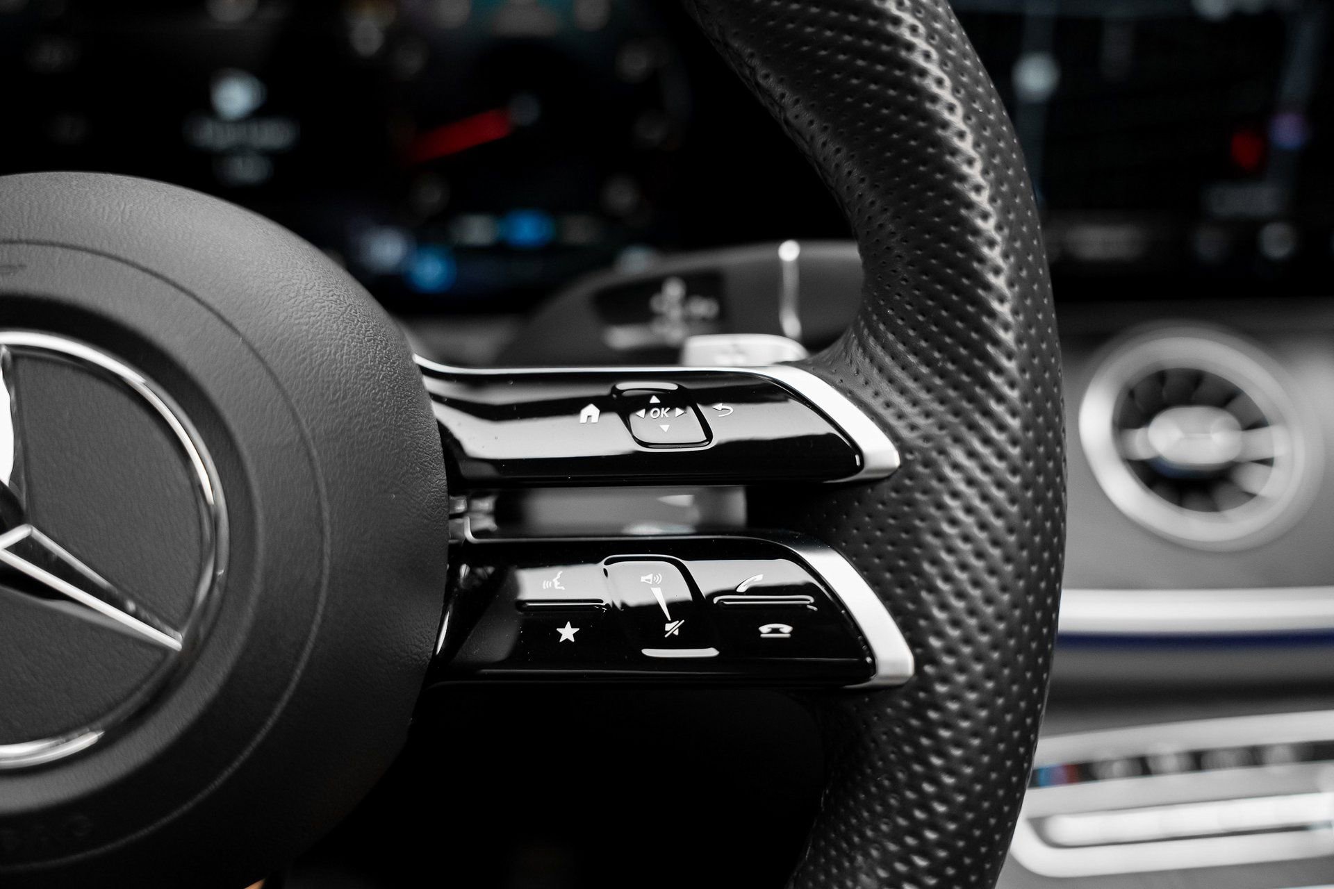 Used 2023 Mercedes-Benz E 450 Coupe image 44