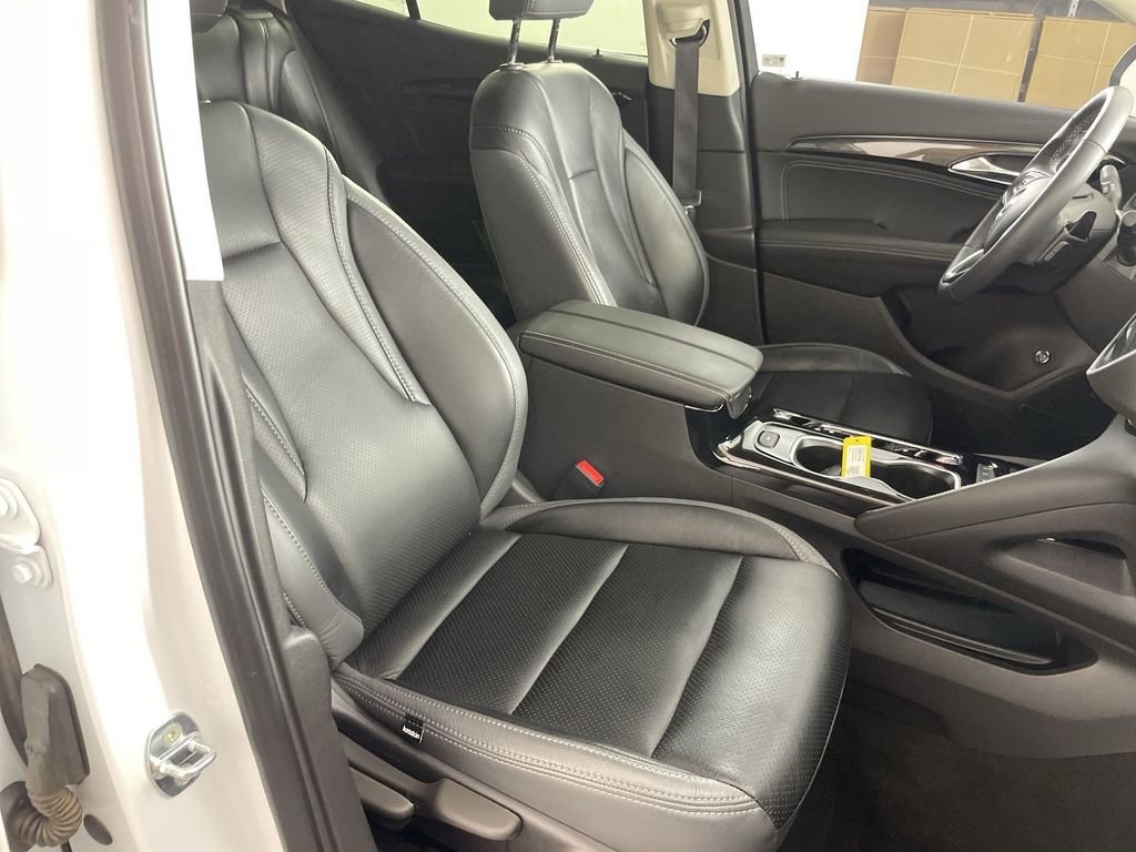 Used 2023 Buick Envision Preferred w/ Sport Touring Package image 28