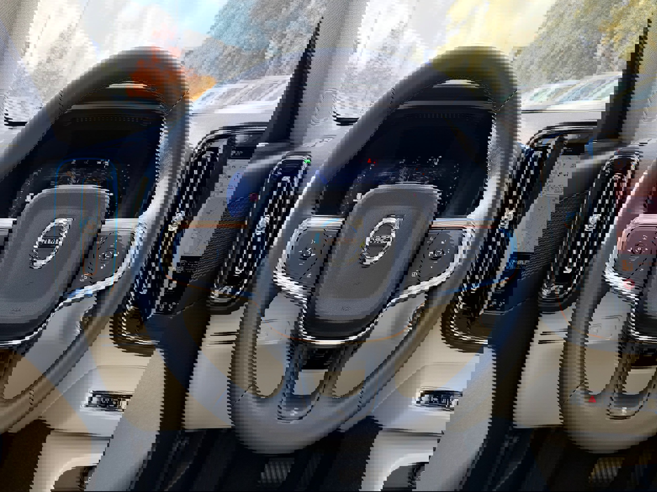 New 2026 Volvo XC40 B5 Plus w/ Protection Package Premier image 14