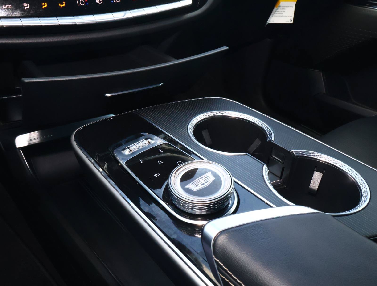 Used 2024 Cadillac Lyriq Luxury RWD image 28
