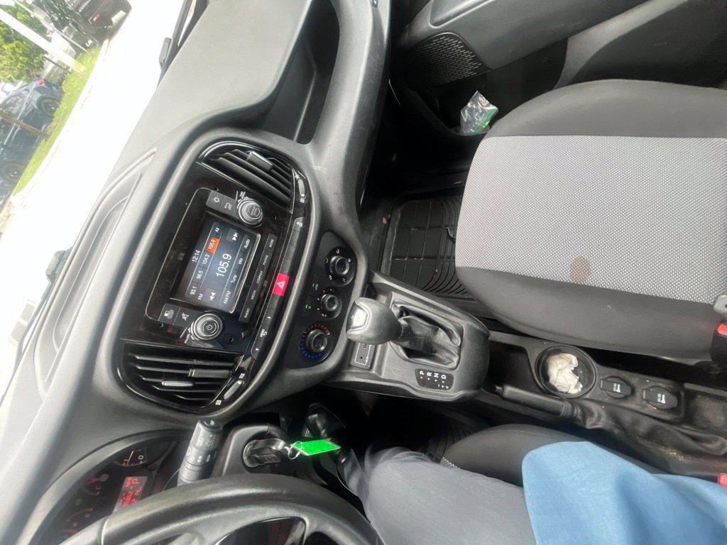 Used 2016 RAM ProMaster City Tradesman w/ Rear Back-up Camera Group FWD image 14