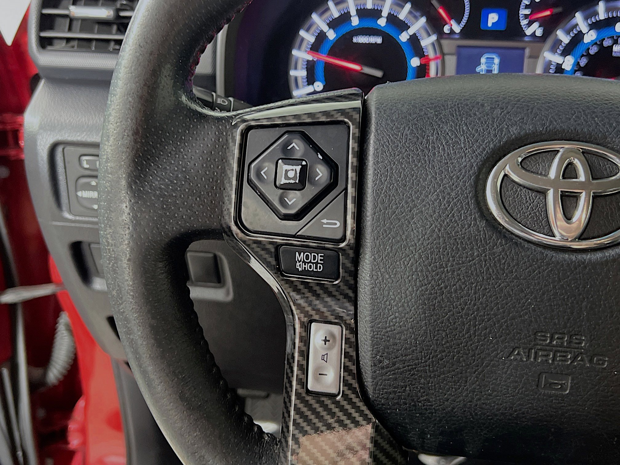 Used 2018 Toyota 4Runner SR5 image 18