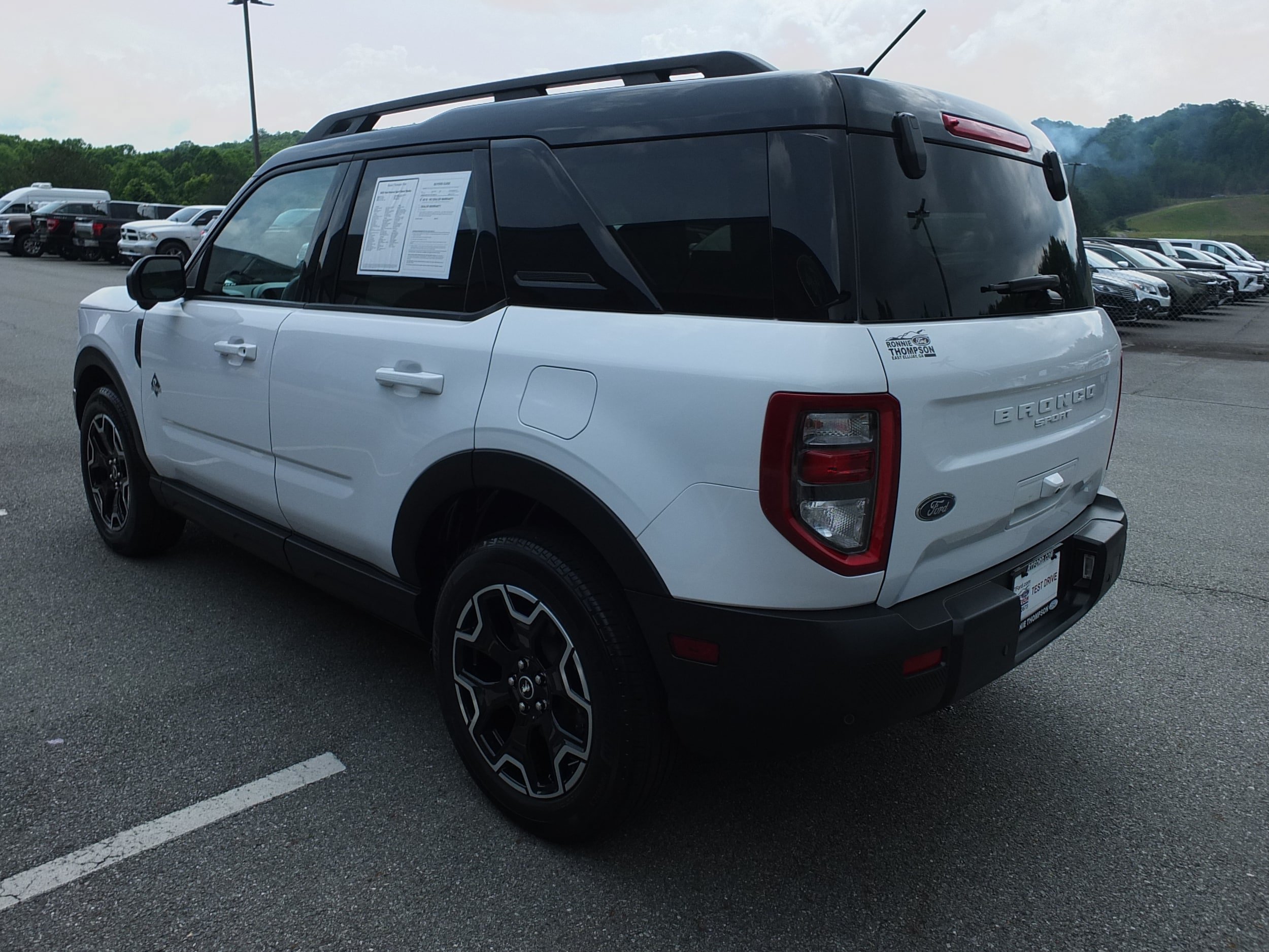 Used 2025 Ford Bronco Sport Outer Banks w/ Outer Banks Tech Package+ AWD/4WD image 5
