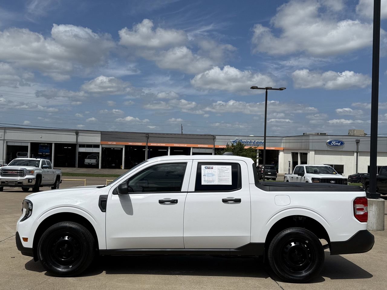 Certified 2025 Ford Maverick XL w/ Equipment Group 102A AWD/4WD image 3