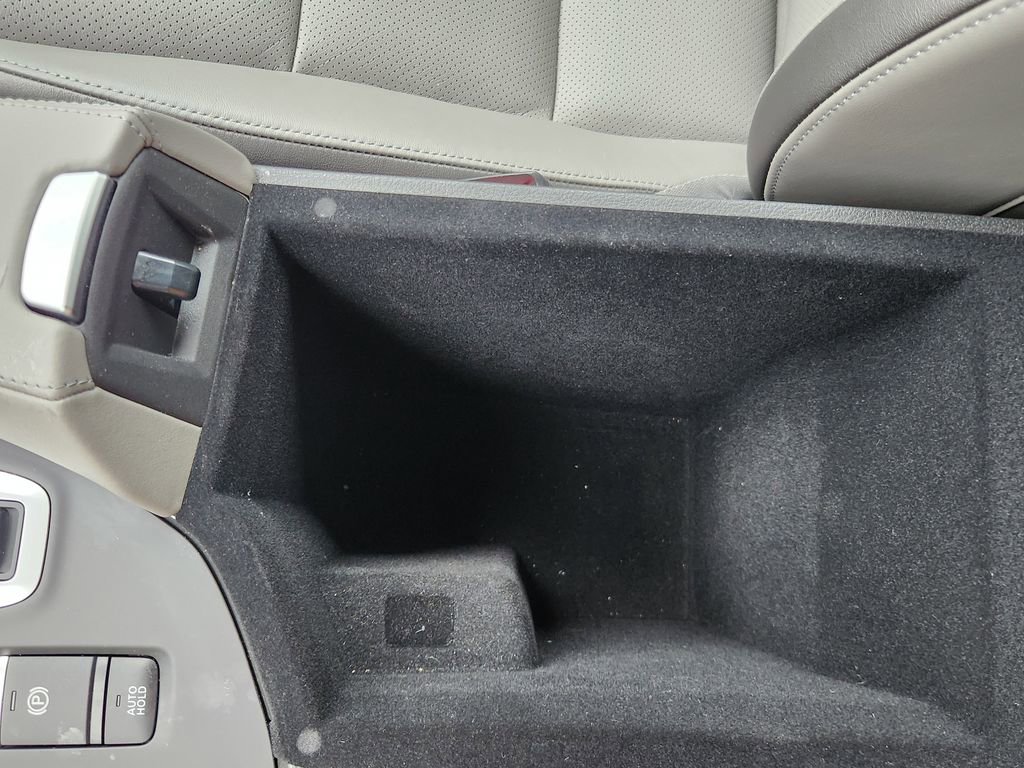 Used 2025 INFINITI QX50 Luxe w/ Accent Package image 32