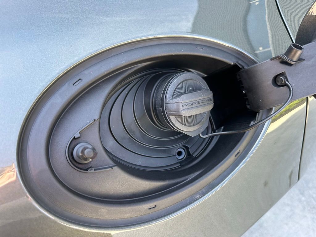 Used 2026 Porsche Panamera RWD image 42