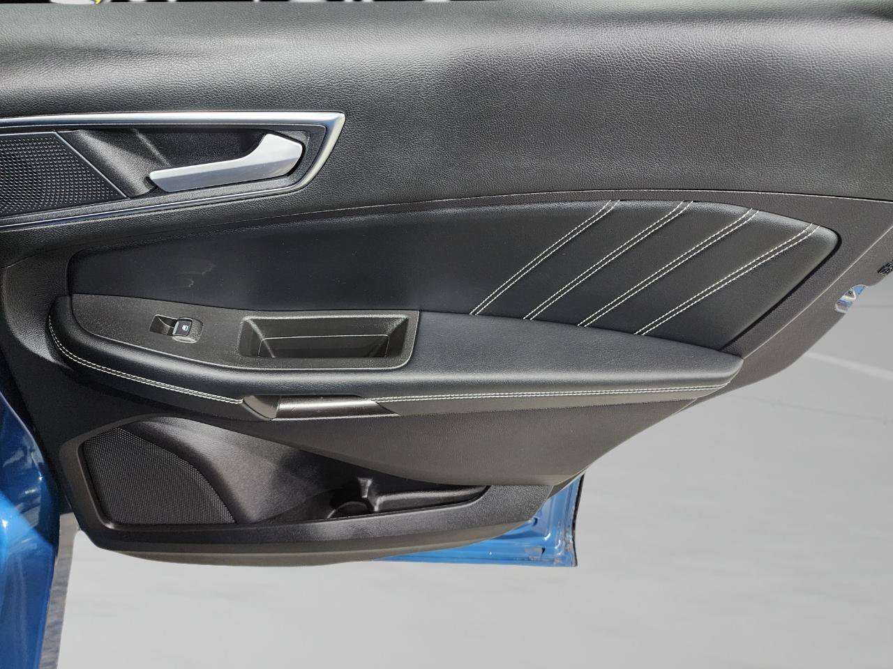 Used 2021 Ford Edge ST w/ Equipment Group 401A AWD/4WD image 31