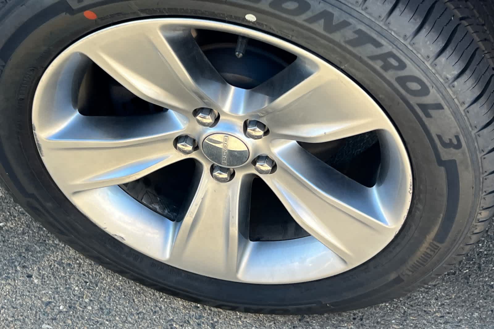 Used 2018 Dodge Challenger SXT RWD image 22