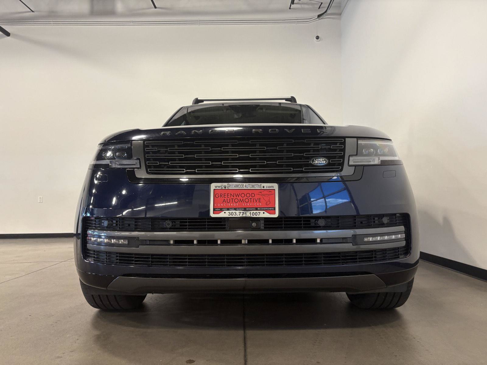 Used 2023 Land Rover Range Rover Long Wheelbase SE AWD/4WD image 10