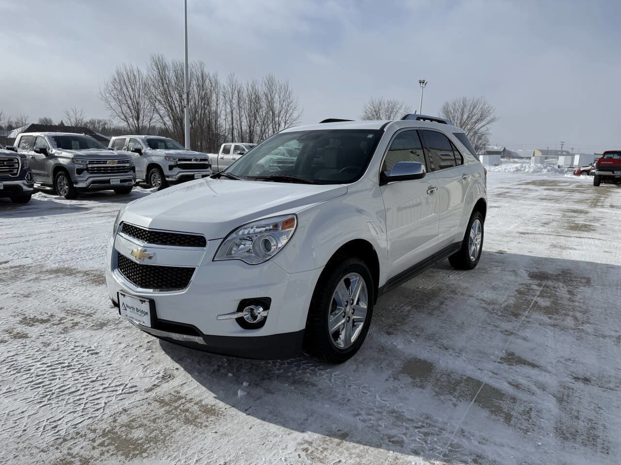 Used 2015 Chevrolet Equinox LTZ image 2