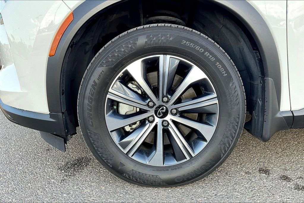Used 2025 INFINITI QX60 Pure image 9