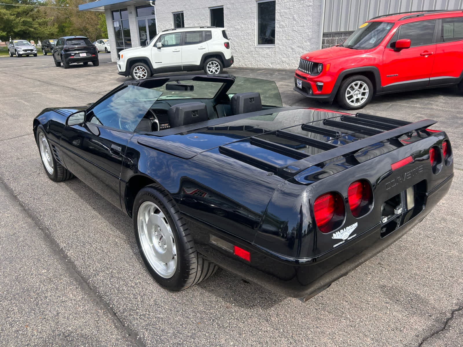 Used 1993 Chevrolet Corvette Convertible RWD image 4