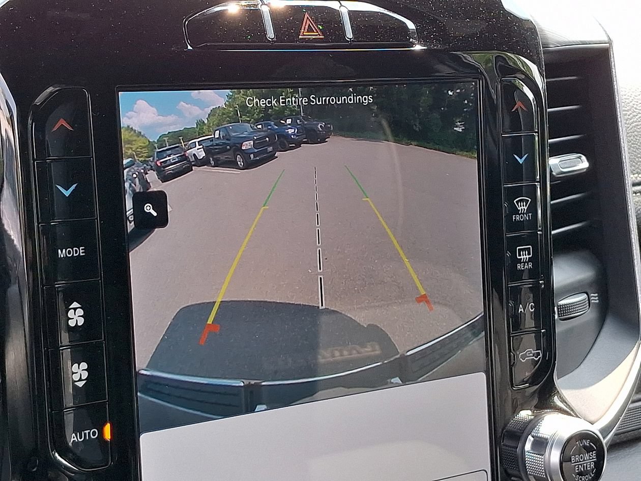 Used 2023 RAM 1500 Laramie AWD/4WD image 16