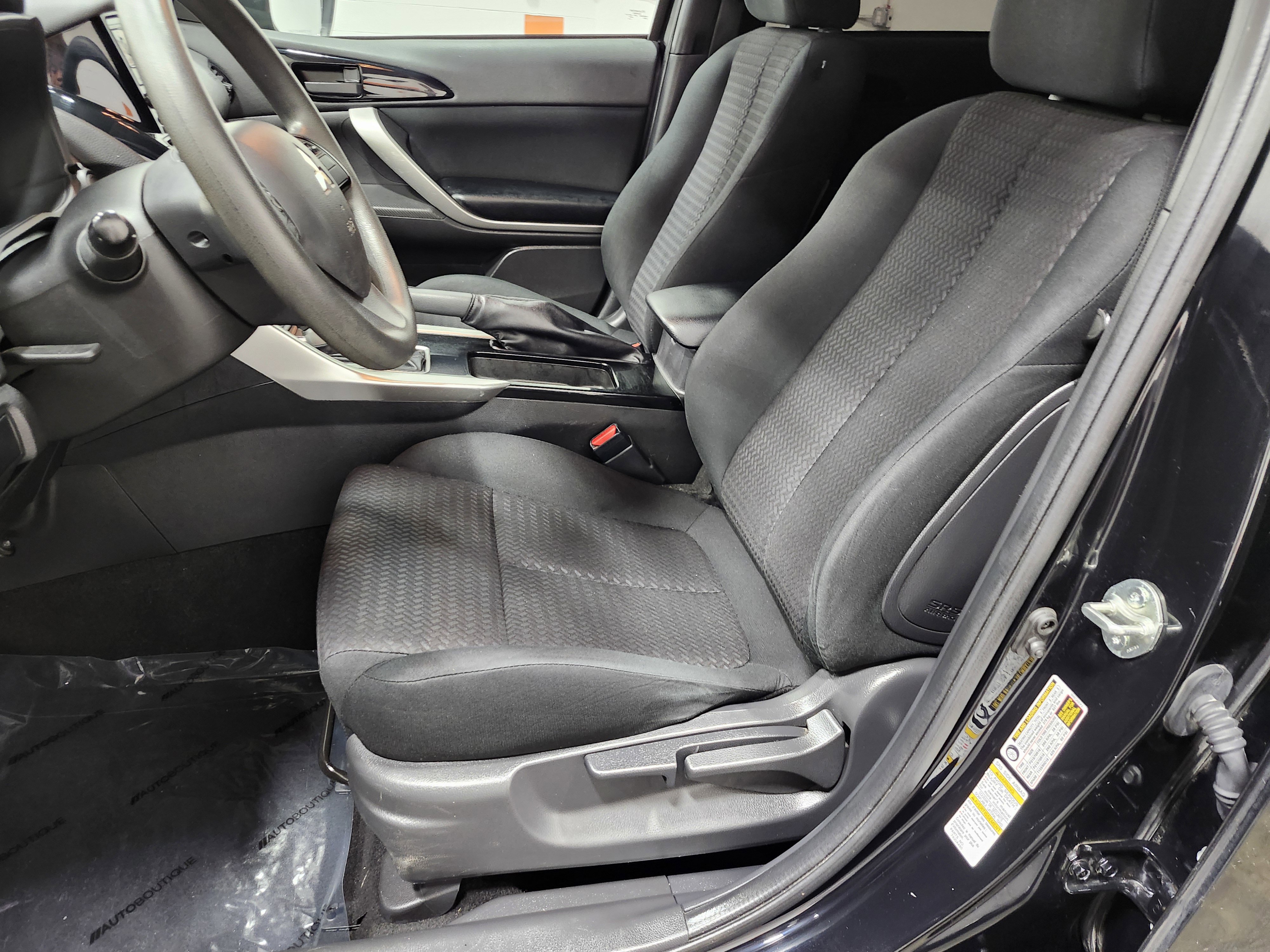 Used 2022 Mitsubishi Eclipse Cross ES image 17