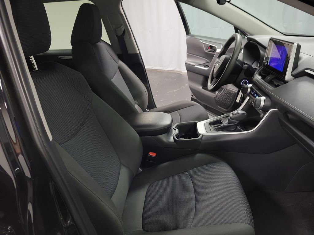 Used 2024 Toyota RAV4 LE image 20