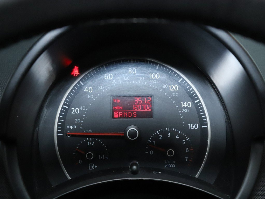 Used 2009 Volkswagen Beetle Blush image 29