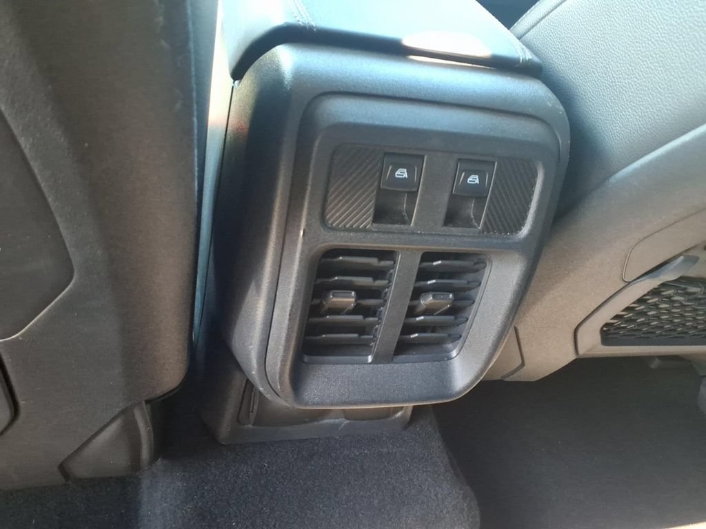 Used 2025 Ford Bronco Badlands AWD/4WD image 14